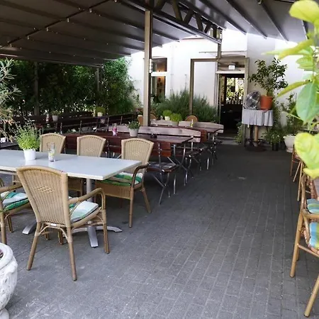 בית הארחה Millrather Brauhaus 3*