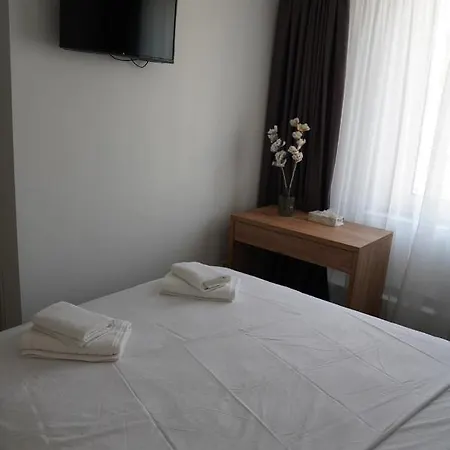 Millrather Brauhaus Casa de hóspedes Erkrath